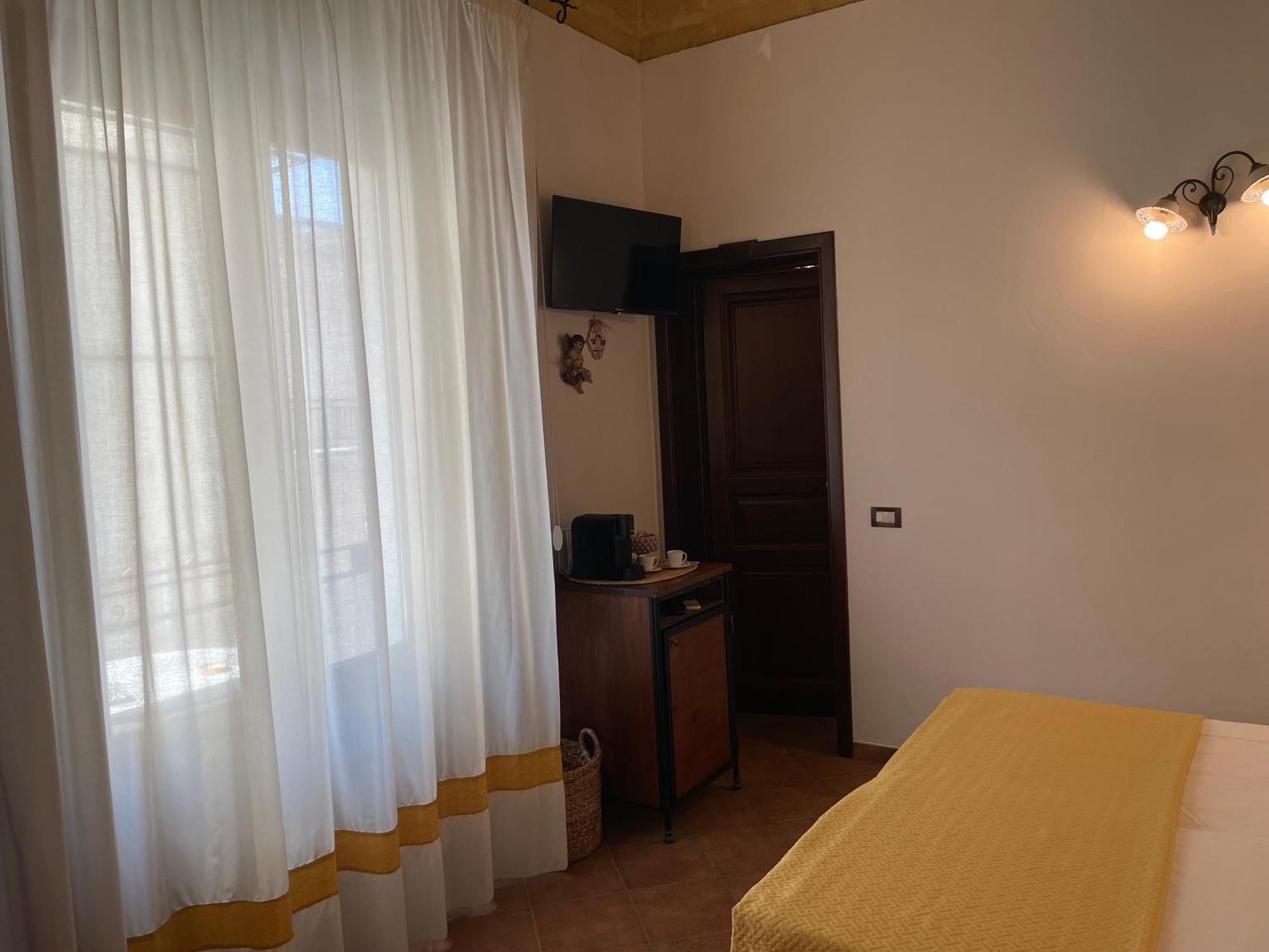 Ai Dammusi Rooms ซานวิโต โลคาโป ภายนอก รูปภาพ